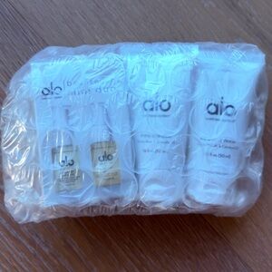 Alo Magnesium Spray, Body Oil, Shampoo & Conditioner Set Brand New NWT 🤍